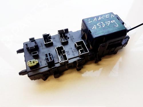 Used Fuse box Fuse box MITSUBISHI LANCER IV Hatchback (C6_A, C7_A) 1.5 12V (C62A) (90 hp) 33108993 33108993