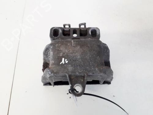Used Engine mount Engine mount RENAULT LAGUNA I (B56_, 556_) 2.2 dT (B569) (113 hp) 33074488 33074488