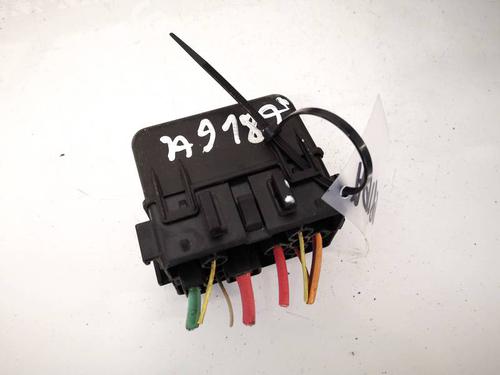 Used Fuse box Fuse box RENAULT GRAND SCÉNIC II (JM0/1_) 1.5 dCi (JM1E) (106 hp) 32944838 32944838