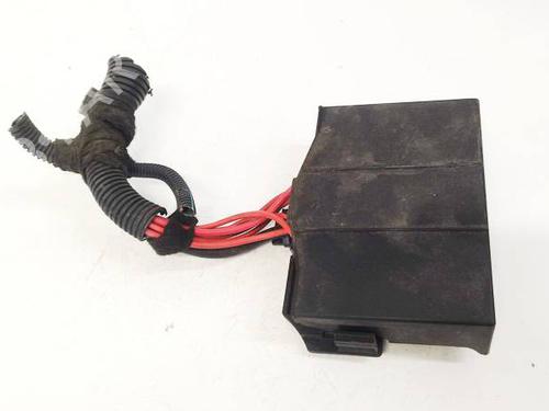 Used Fuse box OPEL MERIVA A MPV (X03) 1.6 16V (E75) (100 hp) 32596337