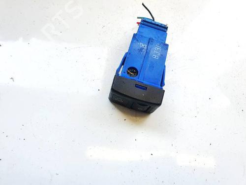 switch-mazda-premacy-cp-1999-2000-2001-2002-2003-2004-2005-35256419 main image