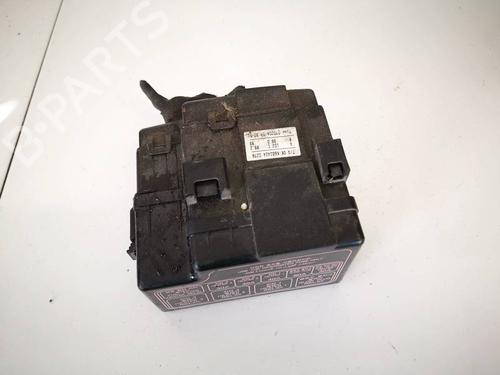 Used Fuse box Fuse box KIA CARENS III MPV (UN) 2.0 CRDi 115 (115 hp) 32561409 32561409