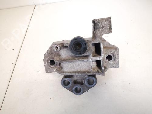 Used Engine mount Engine mount FIAT BRAVO II (198_) 1.9 D Multijet (198AXB1A) (120 hp) 32902246 32902246