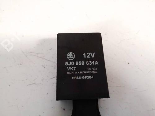 Electronic module SKODA ROOMSTER (5J7) 1.4 TDI | BP32586735M83