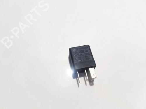 electronic-sensor-opel-zafira-a-mpv-t98-1999-2000-2001-2002-2003-2004-2005-2006-33522017 main image