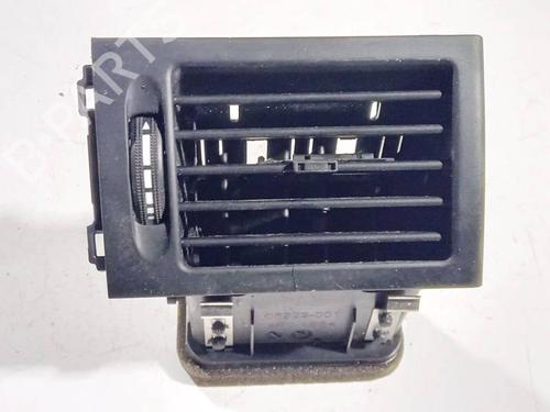 Used Air vent MERCEDES-BENZ C-CLASS (W204) C 200 CDI (204.007, 204.006) (136 hp) 32612199