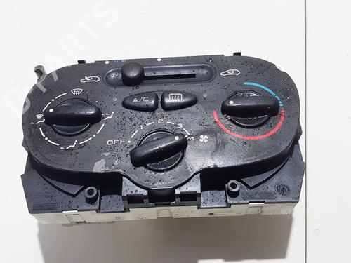 Used Climate control Climate control PEUGEOT 206 Hatchback (2A/C) 1.4 i (75 hp) 35881634 35881634