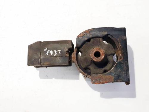 Used Engine mount Engine mount TOYOTA RAV 4 II (_A2_) 2.0 D 4WD (CLA20_, CLA21_, CLA20R, CLA21R) (116 hp) 32940049 32940049