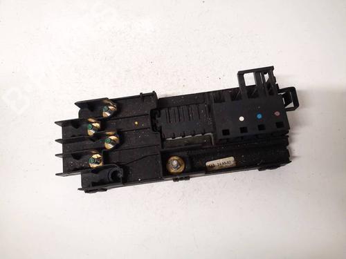 Used Fuse box MERCEDES-BENZ CLS (C219) CLS 320 CDI (219.322) (224 hp) 32621671
