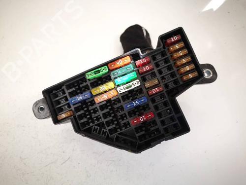 Used Fuse box Fuse box SKODA OCTAVIA II (1Z3) 1.9 TDI (105 hp) 32555335 32555335