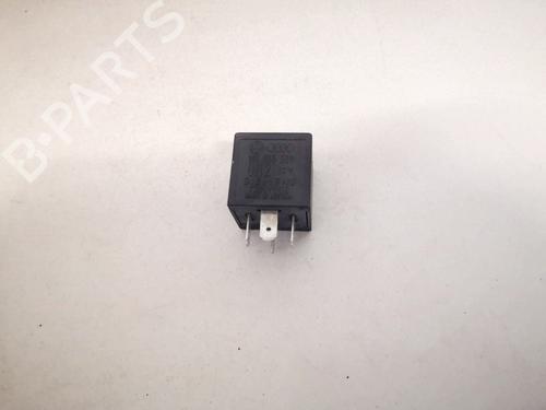 Used Other Other VW PASSAT B3/B4 Variant (3A5, 35I) 1.8 (90 hp) 32902555 32902555