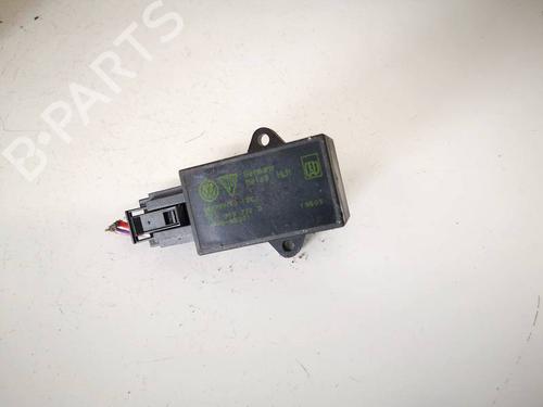 Used Electronic module Electronic module VW TOURAN (1T1, 1T2) 1.9 TDI (105 hp) 32554461 32554461