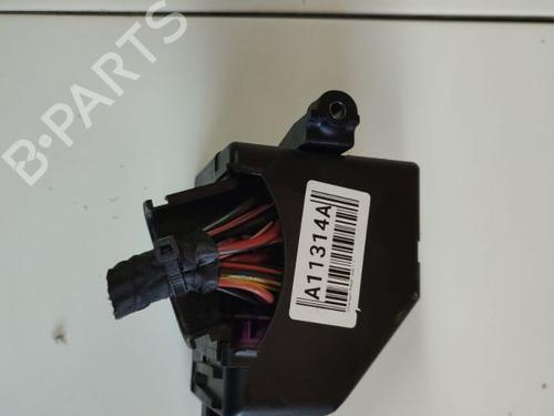 fuse-box-vw-passat-b6-3c2-2005-2006-2007-2008-2009-2010-2011-34203859 main image