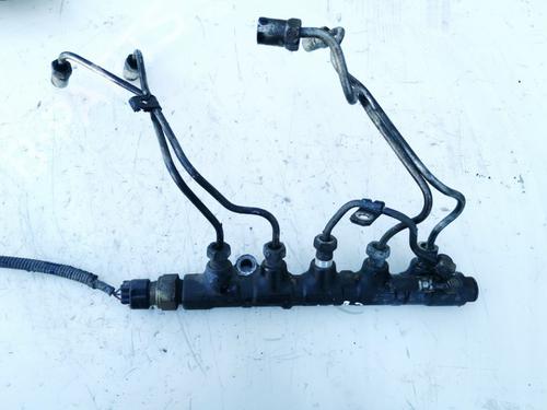 Used Injection rail Injection rail TOYOTA AVENSIS VERSO (_M2_) 2.0 D (CLM20_, CLM20R) (116 hp) 35575711 35575711
