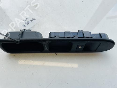 Used Switch Switch PEUGEOT 307 (3A/C) 1.6 HDi (90 hp) 32880424 32880424