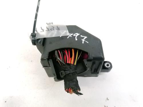 Fuse box VW PASSAT B6 (3C2) 2.0 TDI | BP32904973E1 - Image 2