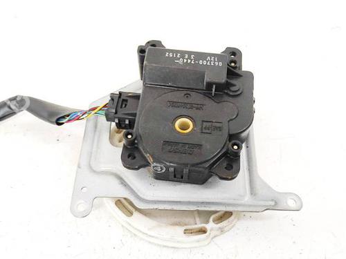 Used Electronic module Electronic module TOYOTA COROLLA Verso (_E12_) 2.0 D-4D (CDE120_, CDE120R) (90 hp) 32945697 32945697