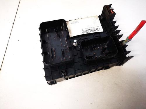 Used Fuse box Fuse box VW TOURAN (1T1, 1T2) 1.6 FSI (115 hp) 32875030 32875030