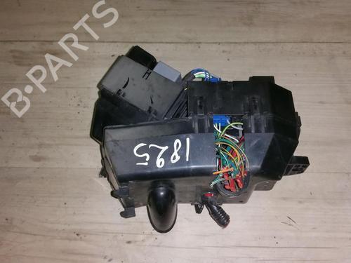 fuse-box-ford-mondeo-iii-b5y-2000-2001-2002-2003-2004-2005-2006-2007-33480573 main image