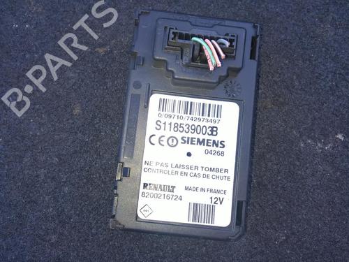 Used Electronic module Electronic module RENAULT SCÉNIC II (JM0/1_) 1.5 dCi (JM0F) (82 hp) 33530735 33530735