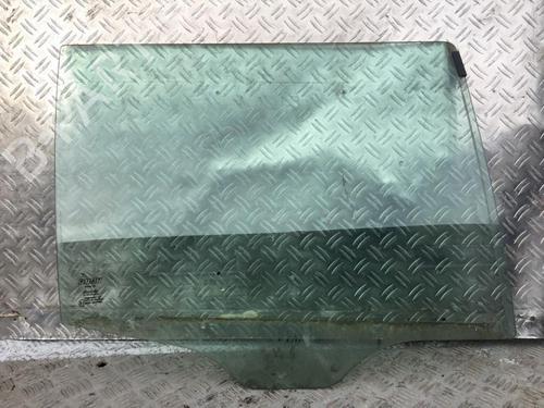 Used Rear right door window Rear right door window 35657680 35657680