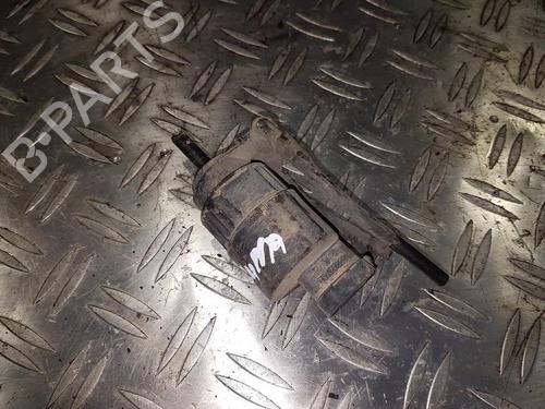 Used Washer pump Washer pump RENAULT LAGUNA I (B56_, 556_) 2.2 D (B56F/2) (83 hp) 35654585 35654585