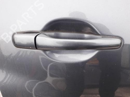 front-right-exterior-door-handle-mitsubishi-outlander-i-cu_w-2001-2002-2003-2004-2005-2006-2007-2008-35613556 main image