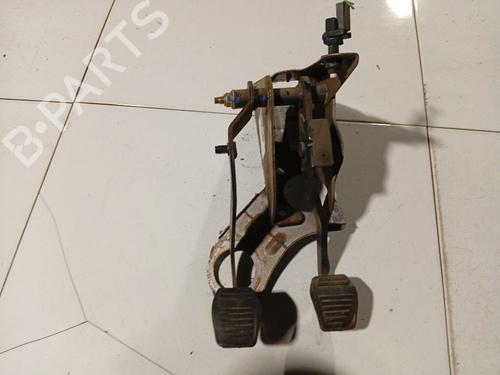 pedal-ford-transit-van-fa_-_-2000-2001-2002-2003-2004-2005-2006-34909408 main image