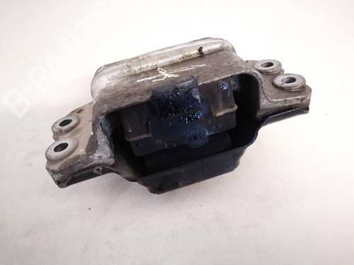 Used Engine mount Engine mount VW TOURAN (1T1, 1T2) 1.6 FSI (115 hp) 32925981 32925981