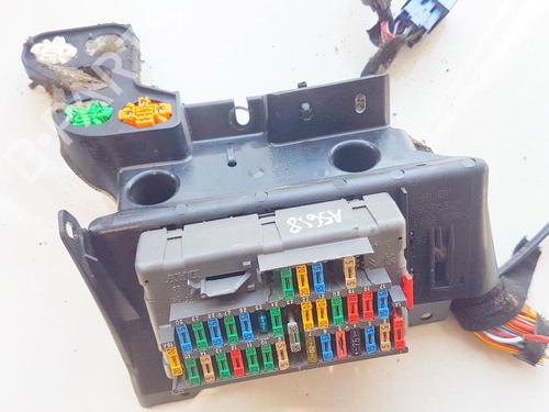 Used Fuse box Fuse box FIAT ULYSSE (220_) 1.9 TD (220AH5) (90 hp) 33528289 33528289