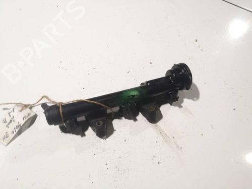 Used Injection rail Injection rail CHRYSLER VOYAGER / GRAND VOYAGER III (GS_, NS_) 2.0 i (133 hp) 34759461 34759461