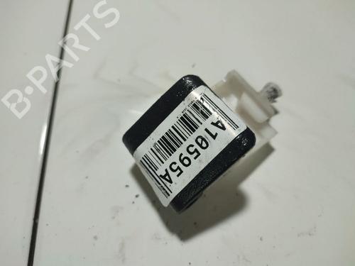 Indvendigt håndtag Indvendigt håndtag TOYOTA YARIS (_P9_) 1.0 VVT-i (KSP90_, KSP90R) (69 hp) 34960539 34960539