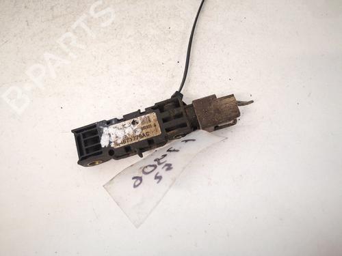 Used Electronic module Electronic module SUZUKI GRAND VITARA I (FT, HT) 2.7 (JA 627) (184 hp) 32902057 32902057