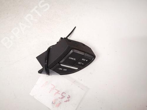 Used Steering wheel controls Steering wheel controls 38429760 38429760