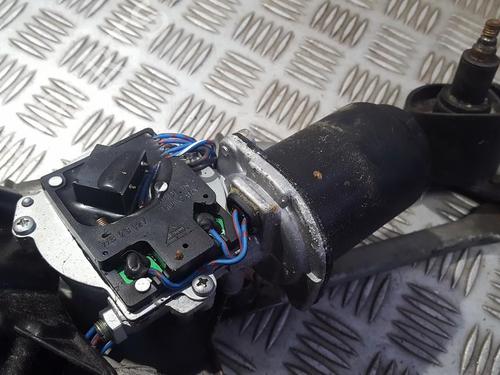 Used Front wiper motor Front wiper motor OPEL AGILA B (H08) 1.2 (F68) (86 hp) 35705046 35705046