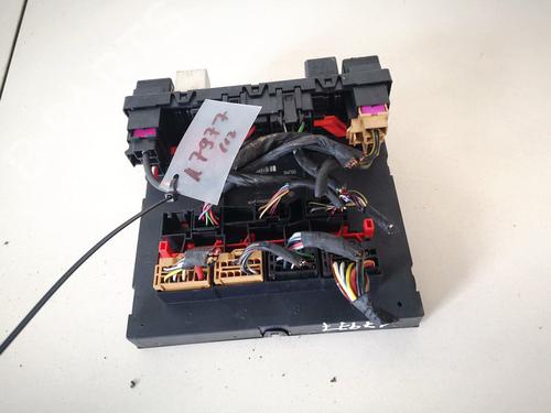 Fuse box VW PASSAT B6 (3C2) 2.0 TDI | BP32904796E1 - Image 2