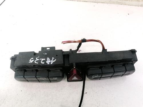 Used Warning switch Warning switch MERCEDES-BENZ C-CLASS (W203) C 200 CDI (203.004) (116 hp) 35409769 35409769