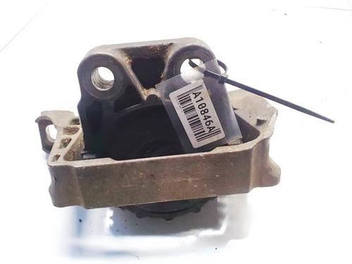 Used Engine mount Engine mount VOLVO S40 II (544) 2.0 D (136 hp) 32554202 32554202
