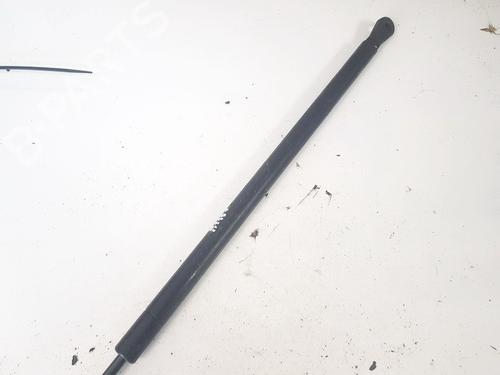 tailgate-lift-support-audi-a4-b5-8d2-1994-1995-1996-1997-1998-1999-2000-2001-35516920 main image