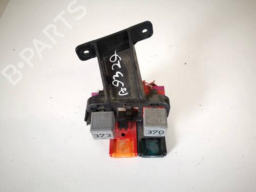 Used Fuse box Fuse box SKODA SUPERB I (3U4) 1.9 TDI (130 hp) 32955239 32955239