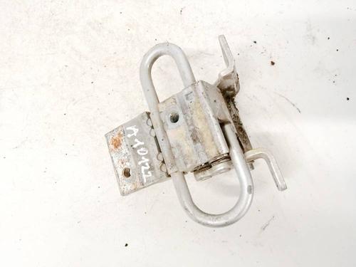 hingedoor-check-strap-audi-a4-b5-8d2-1994-1995-1996-1997-1998-1999-2000-2001-32582989 main image