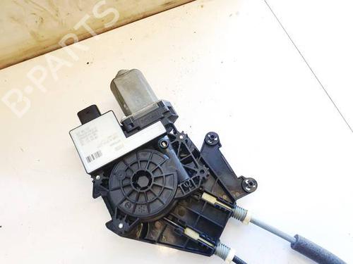 Vindusheismotor venstre bak Vindusheismotor venstre bak 38041769 38041769