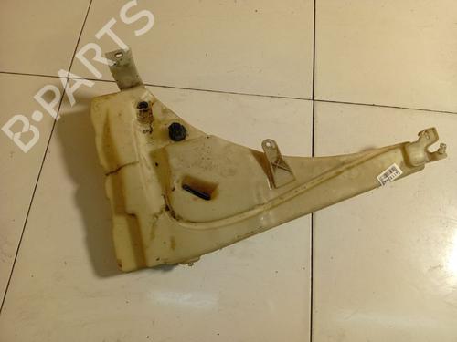 Used Windscreen washer tank Windscreen washer tank 39231924 39231924