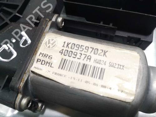 Right front window motor VW GOLF V (1K1) 1.9 TDI | BP34832183E20 - Image 3