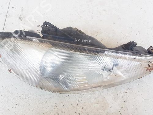 Used Right headlight Right headlight PEUGEOT 206 SW (2E/K) 1.4 HDi (68 hp) 35627984 35627984