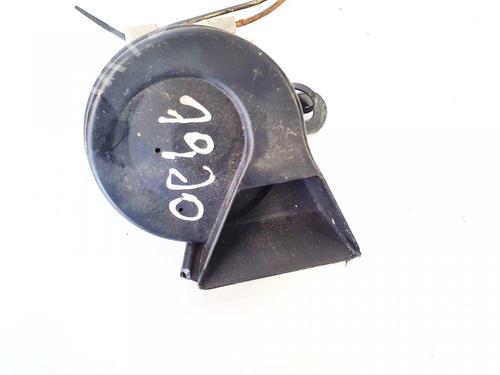 horn-mercedes-benz-c-class-w203-2000-2001-2002-2003-2004-2005-2006-2007-35432917 main image