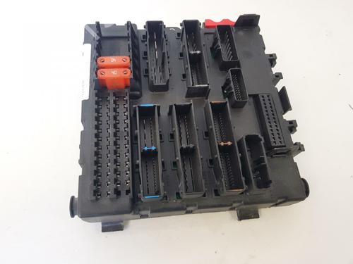 Used Fuse box Fuse box OPEL VECTRA C (Z02) 2.2 DTI 16V (F69) (125 hp) 33083999 33083999