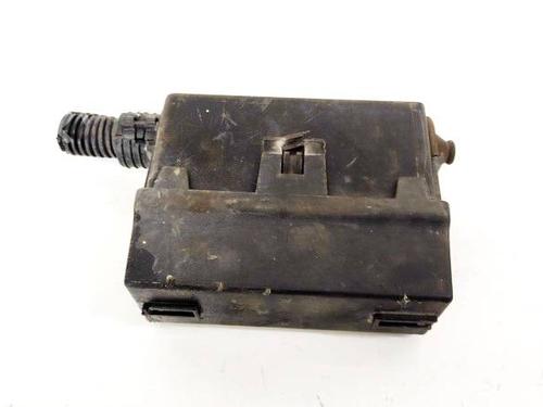 fuse-box-opel-meriva-a-mpv-x03-2003-2004-2005-2006-2007-2008-2009-2010-32938177 main image