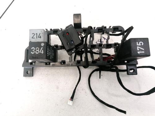 Used Fuse box VW PASSAT B5 Variant (3B5) 1.9 TDI (110 hp) 32911938