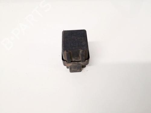 andre-nissan-almera-ii-hatchback-n16-2000-33066296 main image